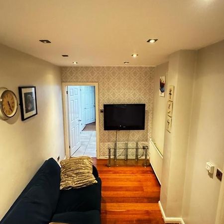 ווטפורד Eastbury Road Home מראה חיצוני תמונה
