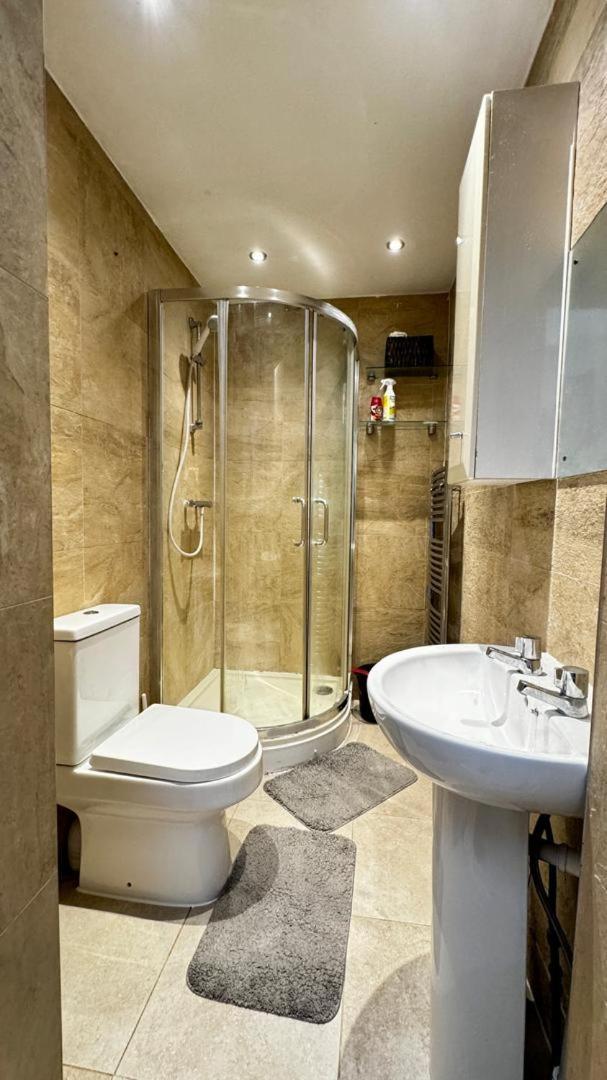 ווטפורד Eastbury Road Home מראה חיצוני תמונה