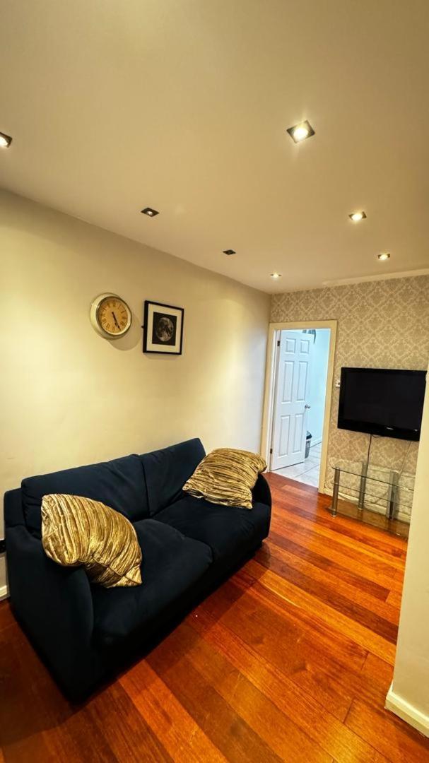 ווטפורד Eastbury Road Home מראה חיצוני תמונה